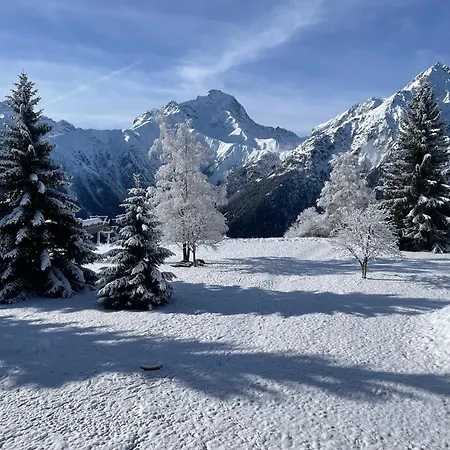 Panoramic Mountain View Apt, 65m2 With Parking, 6 Guests Appartamento